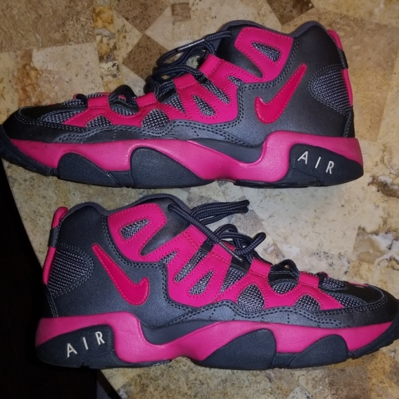 Nike Other - Nike size boys 7y